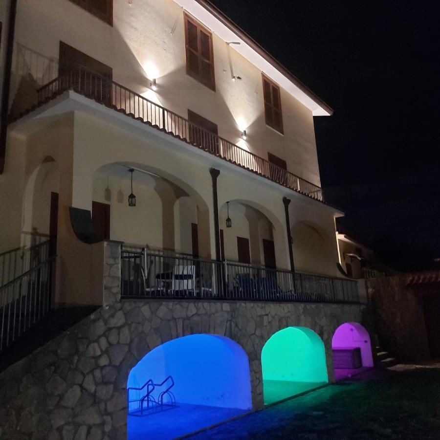 Appartamento Emma In Villa Laura Scala Exteriör bild