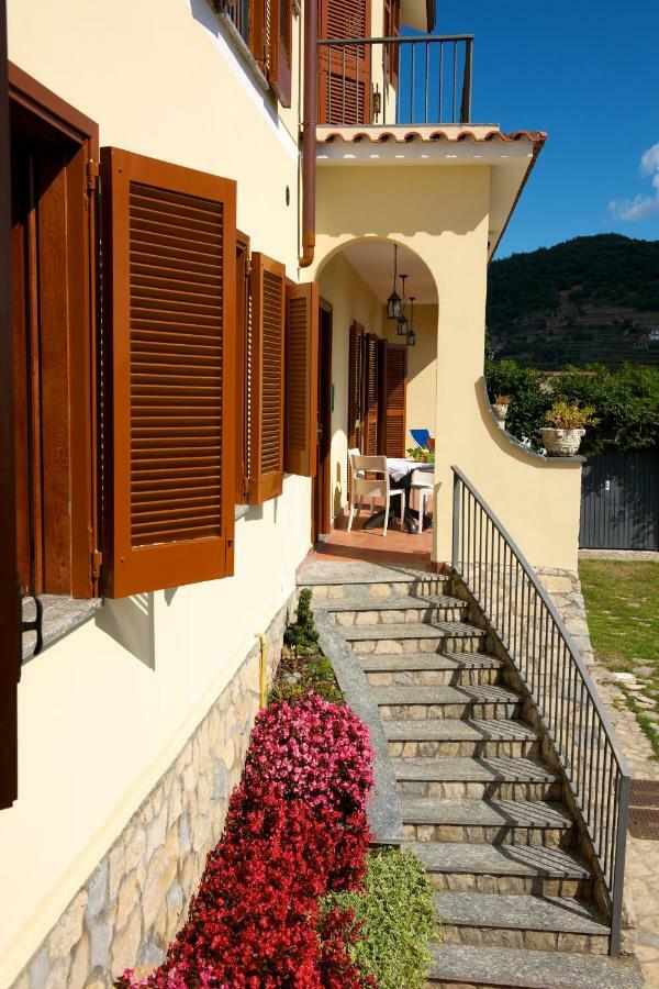 Appartamento Emma In Villa Laura Scala Exteriör bild